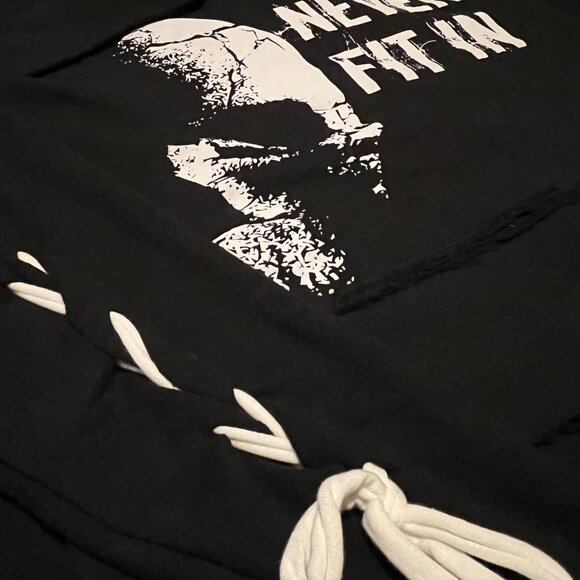 NEW Black Crop Sweater White Lace Up Sleeve Never Fit In Size S - Picture 3 of 5